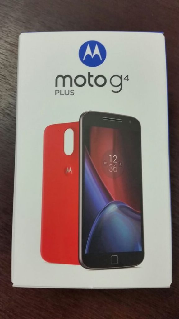 Moto G4 Plus box_front